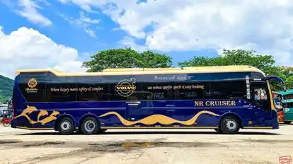 NR CRUISER Bus-Side Image