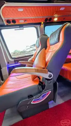 Sai Smart Bus Bus-Side Image