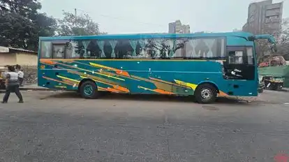 SHREE KULSWAMINI TRAVELS Bus-Side Image