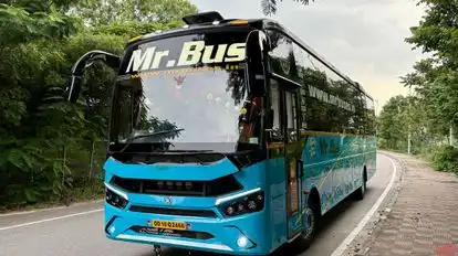 Mr.bus(mister) Bus-Front Image