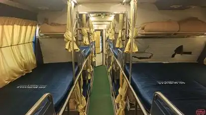 SRI MURUGAS TRAVELS Bus-Front Image
