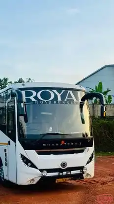 Royal Road Runners Bus-Front Image