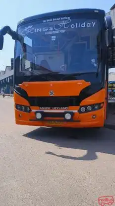 Kings Holiday Tours Bus-Front Image