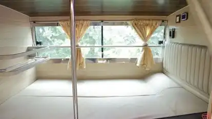 SHANKAR PARVATI TRAVELS Bus-Seats Image