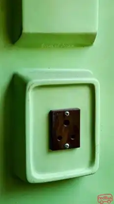 Mechuka Travels Bus-Amenities Image