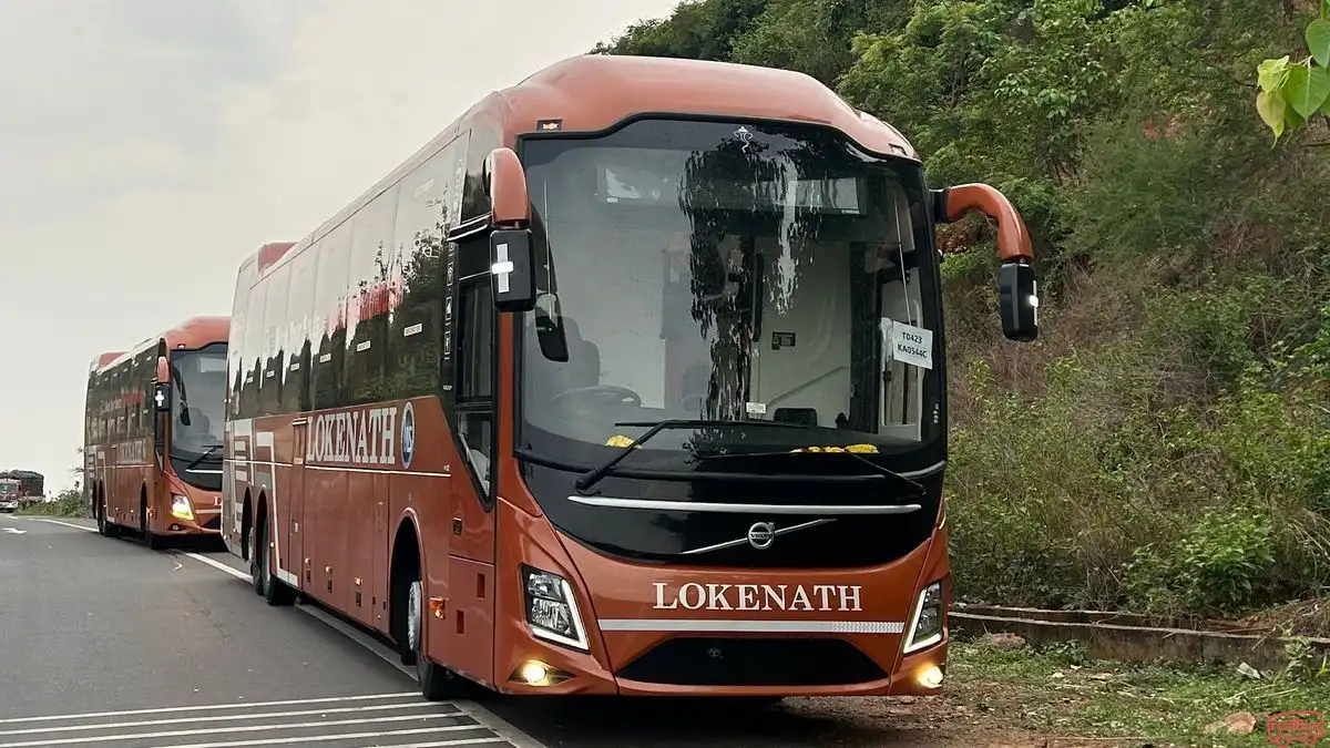 Lokenath Bus Service Bus-Front Image