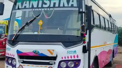 Kanishka Travels Bus-Front Image