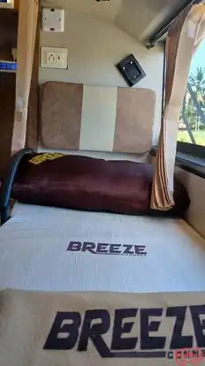 Breeze Connect Bus-Seats Image