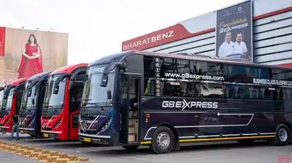 G8 Express Bus-Side Image