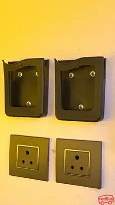 GUJARAT TRAVELS Bus-Amenities Image