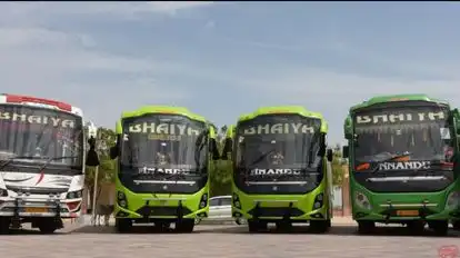 Bhaiya Travels Bus-Front Image