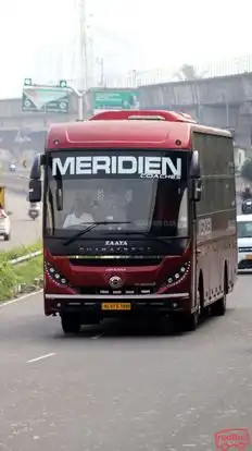 MERIDIEN COACHES Bus-Front Image