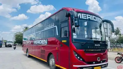 MERIDIEN COACHES Bus-Side Image