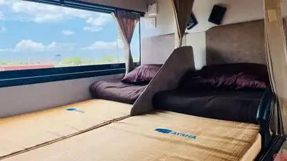 MERIDIEN COACHES Bus-Seats Image