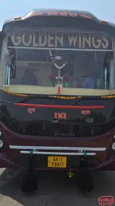 GOLDEN SKY Bus-Front Image