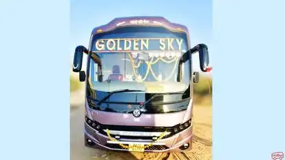 GOLDEN SKY Bus-Front Image