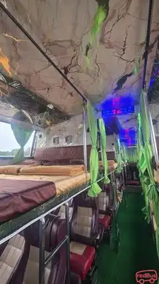 Shaksini Roadlines Bus-Amenities Image
