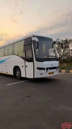 MG BUS Bus-Side Image