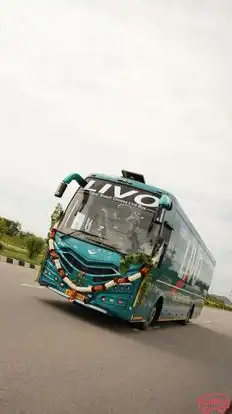 LIVO BUS Bus-Front Image