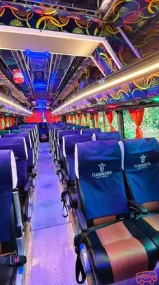 Classmates Voyages Bus-Amenities Image