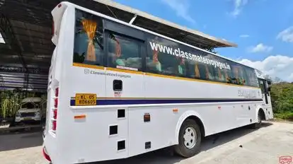 Classmates Voyages Bus-Side Image