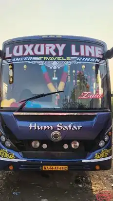 LUXURY LINE TRAVELS Bus-Front Image