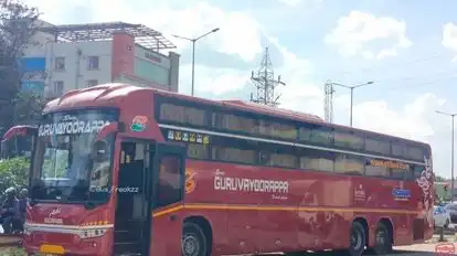 SREE GURUVAYOORAPPA TRAVEL LINES Bus-Side Image