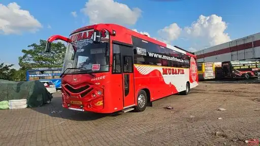 Musafir Travels Bus-Front Image