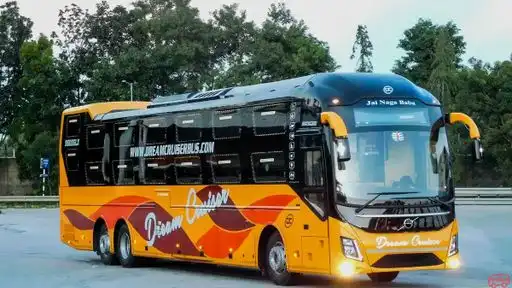 Dream Cruiser Bus-Front Image