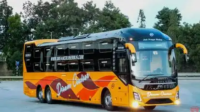 Dream Cruiser Bus-Front Image