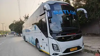 Satluj Tour and Travels Bus-Front Image