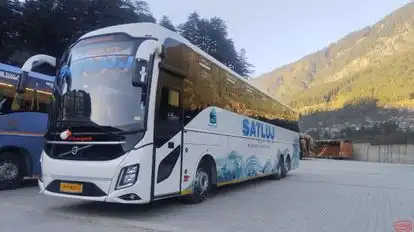 Satluj Tour and Travels Bus-Front Image