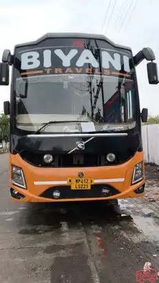 Biyani Travels  Bus-Front Image