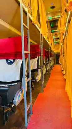 COCKTAIL LUXURY BUS Bus-Seats layout Image