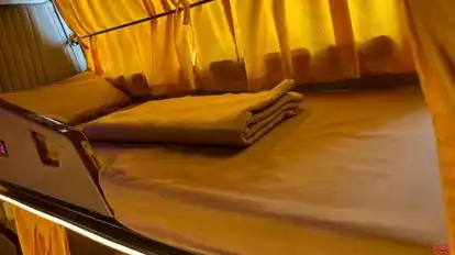 COCKTAIL LUXURY BUS Bus-Seats Image