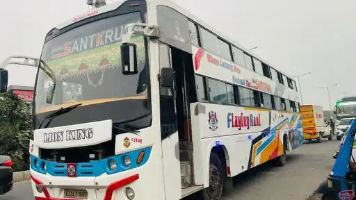 Shree Santkrupa Travels Bus-Front Image