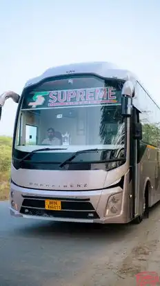 SUPREME TRAVELS Bus-Front Image