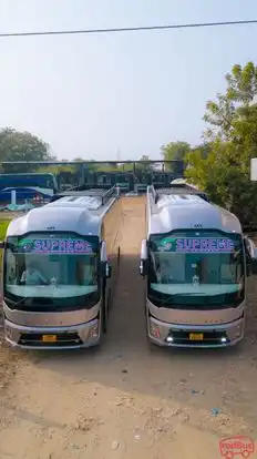 SUPREME TRAVELS Bus-Front Image