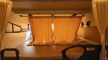 UFO Bus Bus-Seats Image