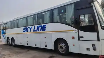 Skyline Bus-Side Image