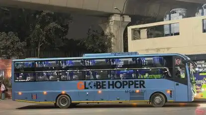 Globehopper Mobility  Bus-Side Image