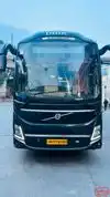 Globehopper Mobility  Bus-Front Image
