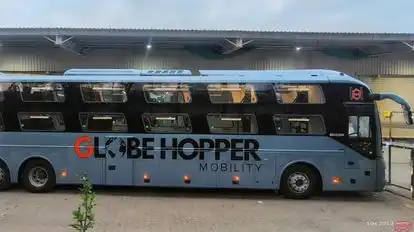 Globehopper Mobility  Bus-Side Image