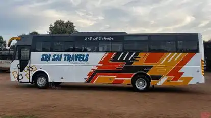 SRI SAI TRAVELS Bus-Side Image