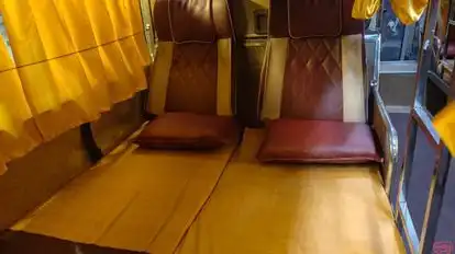 YUVAN RAJA TRAVELS Bus-Front Image