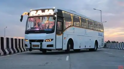 YUVAN RAJA TRAVELS Bus-Side Image