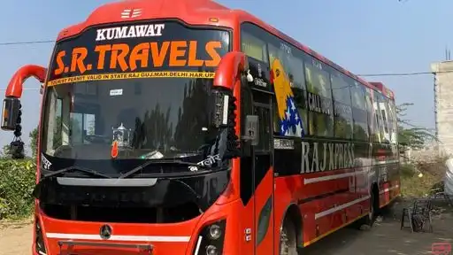 S.R.TRAVELS AND CARGO  Bus-Front Image