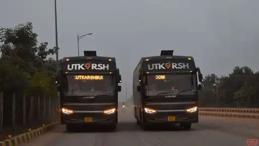 Utkarsh Travels Bus-Front Image