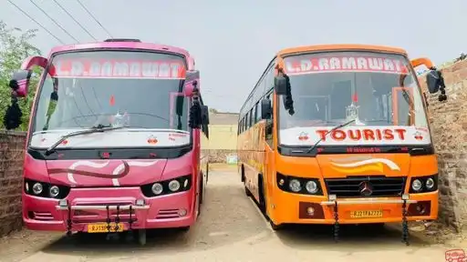 Shri L.D Ramawat Bus-Front Image
