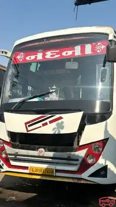 Nandani Travels Bus-Front Image